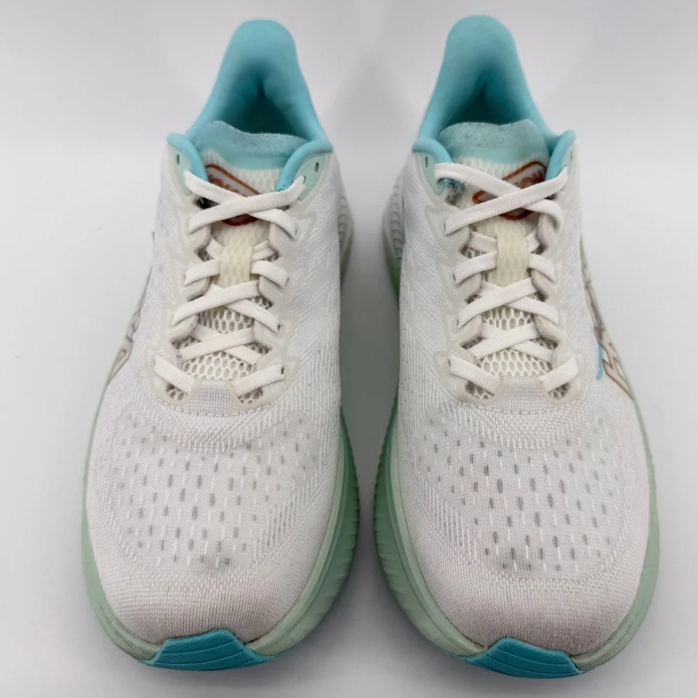 Hoka One One Mach 6 Womens Size 10B White Frost Lightweight Running‎ Sneakers
